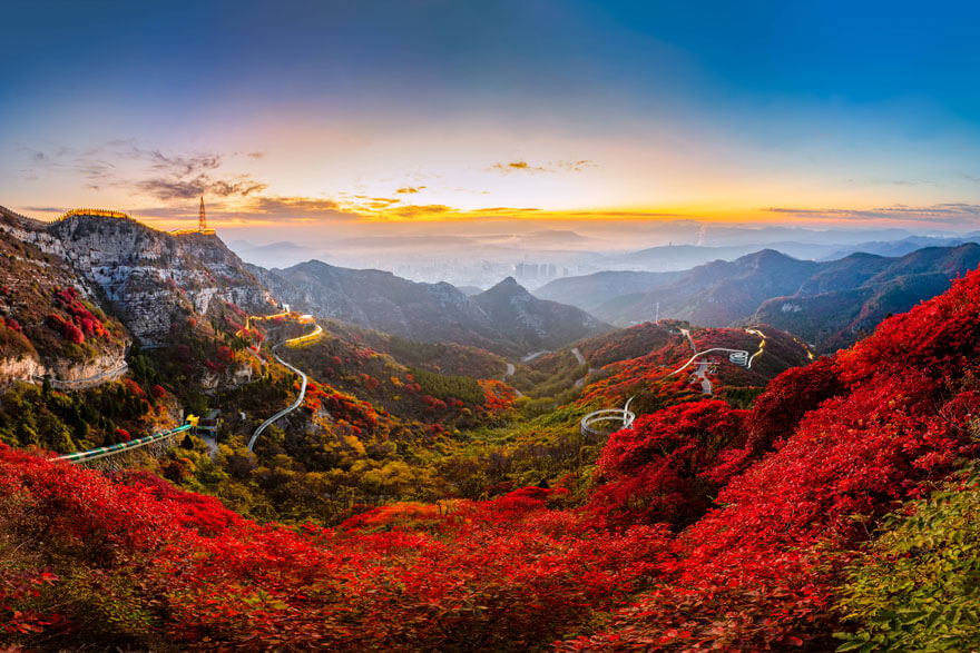 红叶柿岩旅游区.jpg
