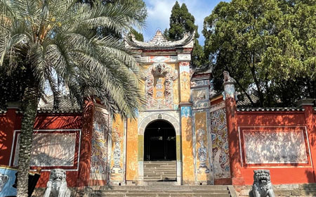 白帝城·瞿塘峡景区 - 三国文化的重要遗址之一