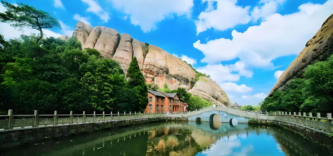 上饶免费景点.jpg