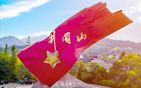 井冈山红色旅游路线攻略：革命遗址+实景演