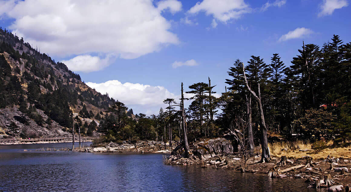 四川凉山.jpg