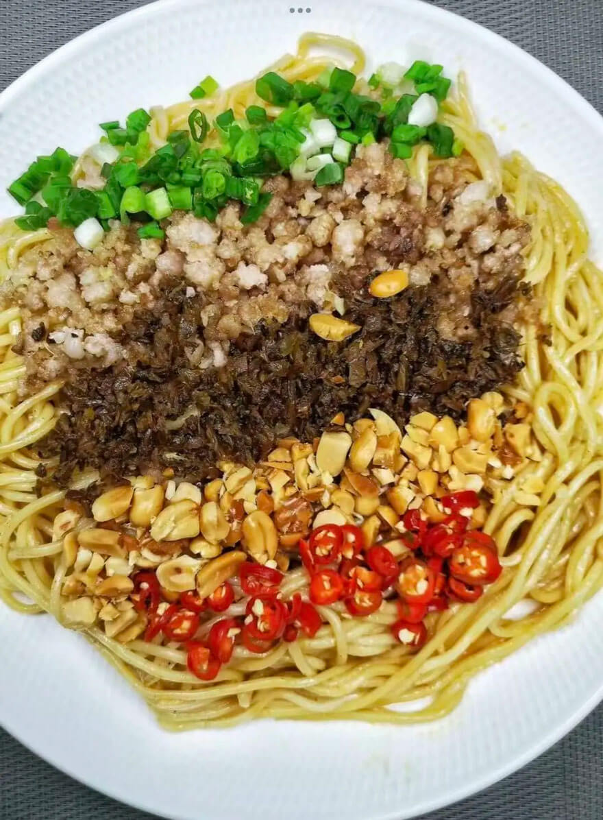 四川宜宾燃面的“燃”字具体体现在口味还是制作工艺上?文化内涵解析