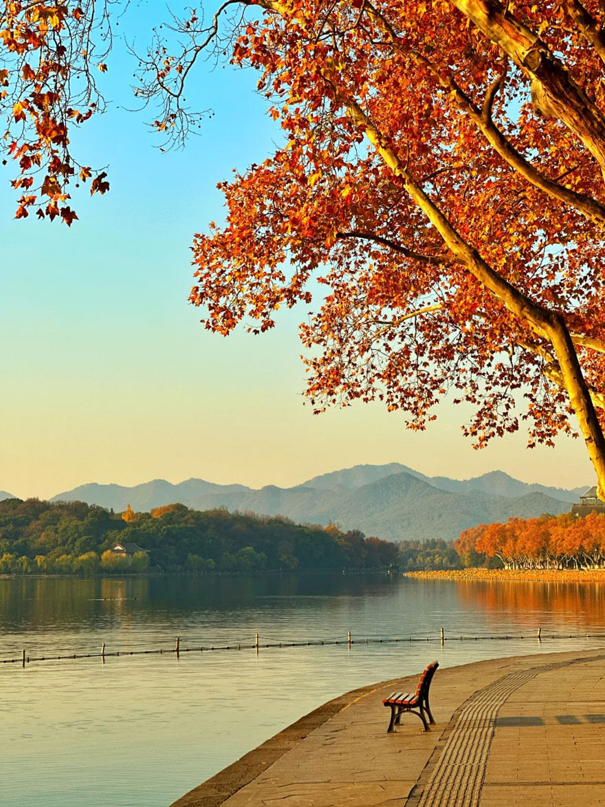 11月份浙江杭州西湖.jpg
